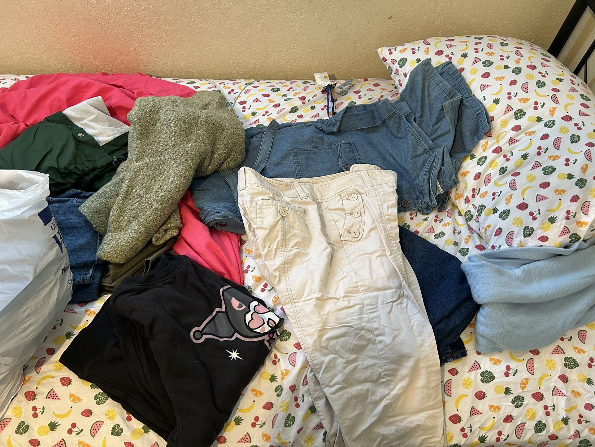 Women’s Clothes Bundle