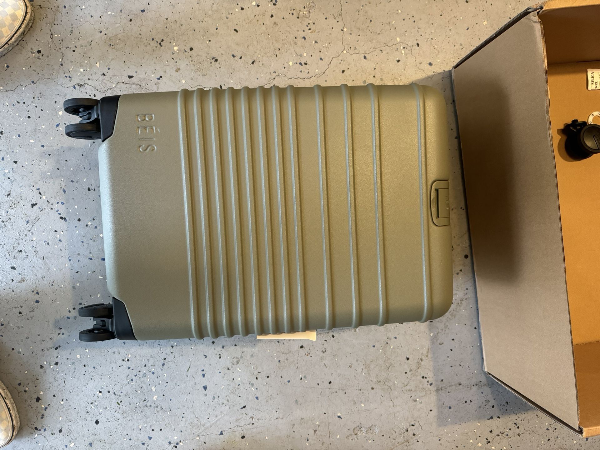 Beis Carry On Roller Suitcase
