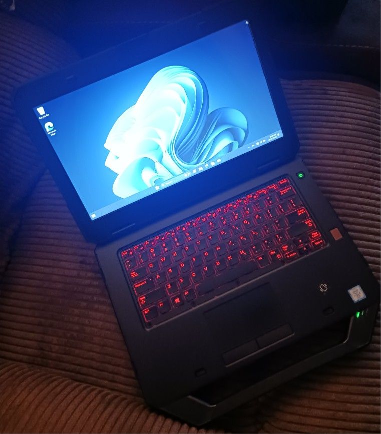 Full Rugged Dell Latitude Laptop Intel Core i5-8350u 8 GB RAM 256 GB SSD Webcam Wi-Fi & Bluetooth Wireless Windows 11 Professional