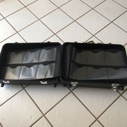 Slappa Accessories 600 Series Hard Body CD Case with Retractable Pull Handle and Wheels; Holds up to 600 Discs (SL-60001) Black   