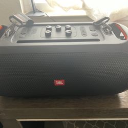 JBL Party Box On The Go