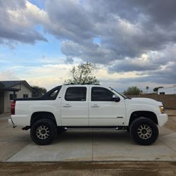 2007 Chevy Avalanche 4x4 LTZ