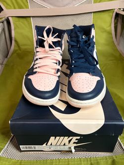 Air Jordan 1 Retro High OG Women's Size 8