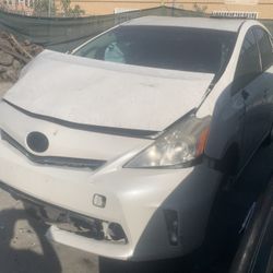 Prius V For Parts