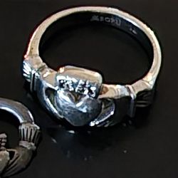 $150 Claddagh Ring And Pendant 