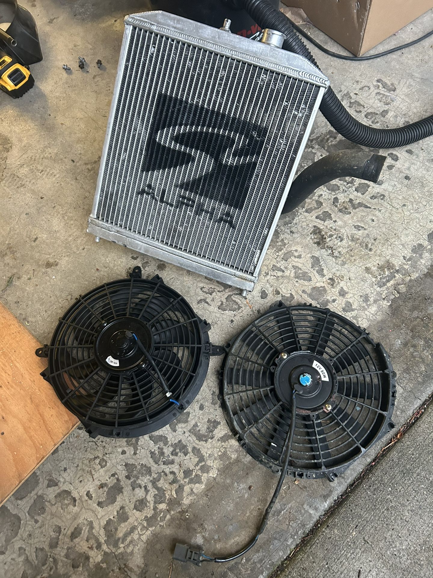 Skunk2 Radiator With 2 Fans 