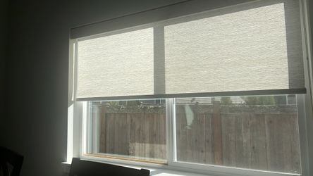 Blinds in good condition