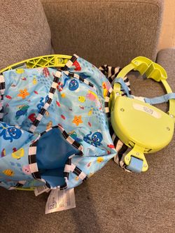 Baby door bouncer