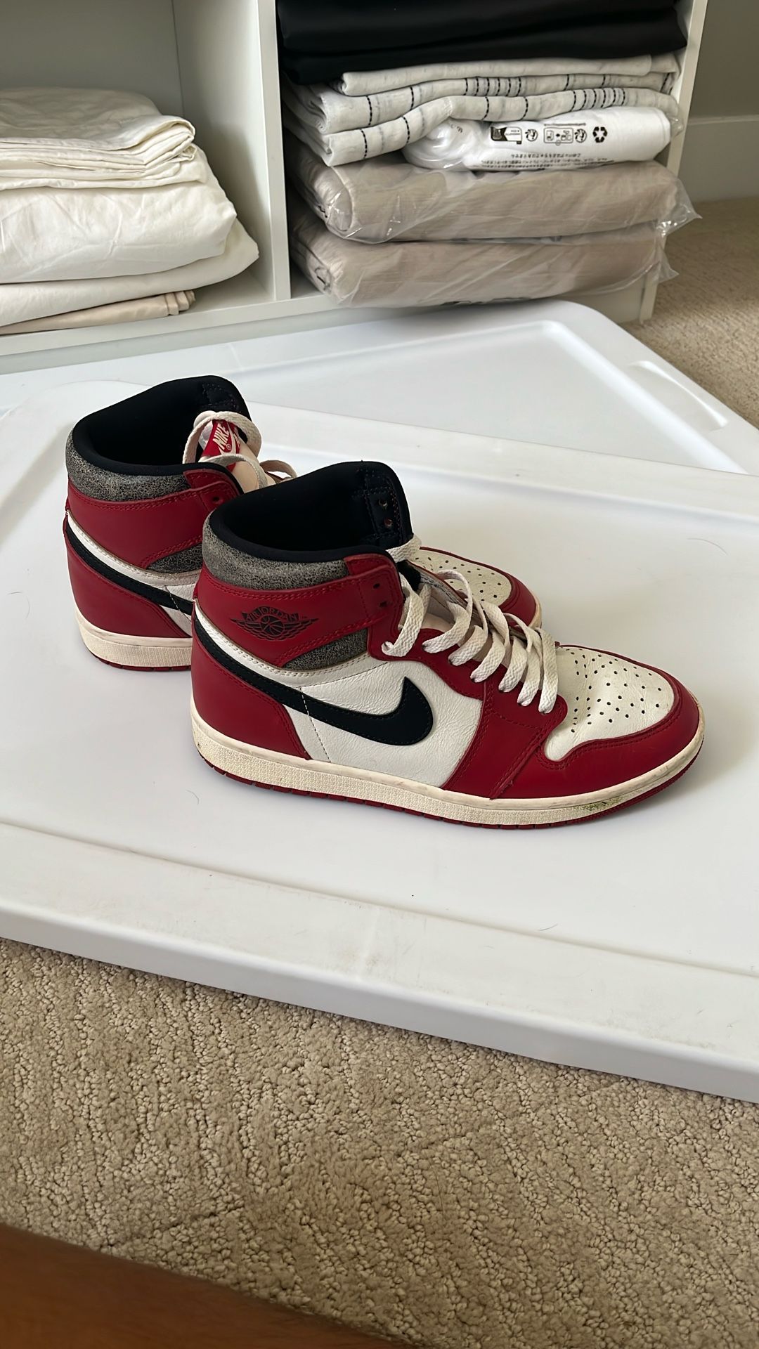 Air Jordan 1 Retro High OG 'Chicago Lost & Found's