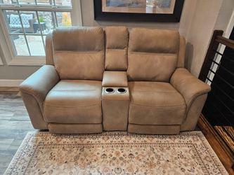 Two person electric recliner