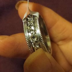 NWT Fidget Spinner Ring