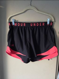 Under armour ladies shorts. Sz lg