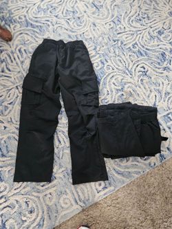 Boys small black pants.