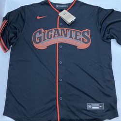 SF Giants Gigantes edition jersey NWT
