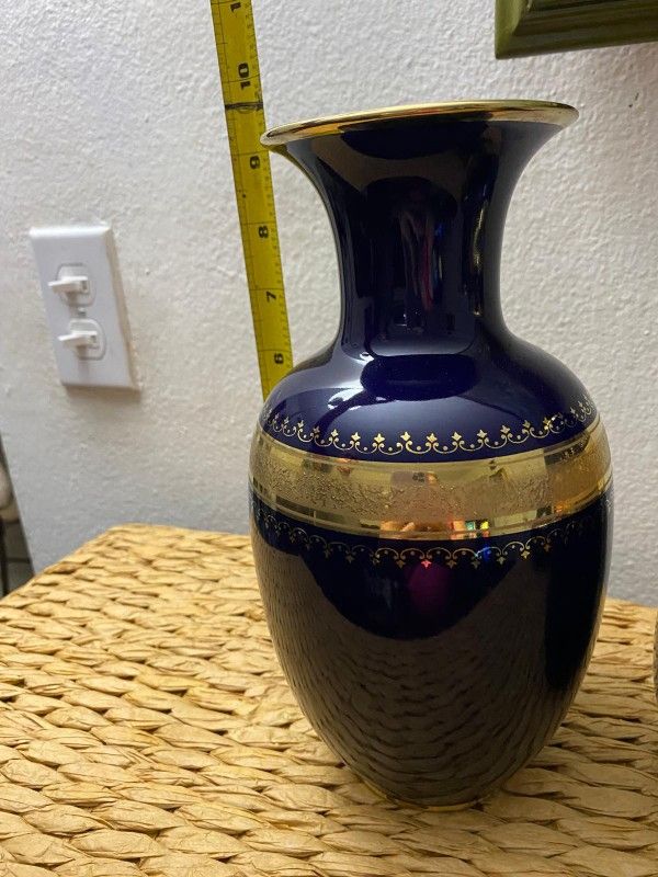 JARRON ANTIGUO DE PORCELANA FILETEADA