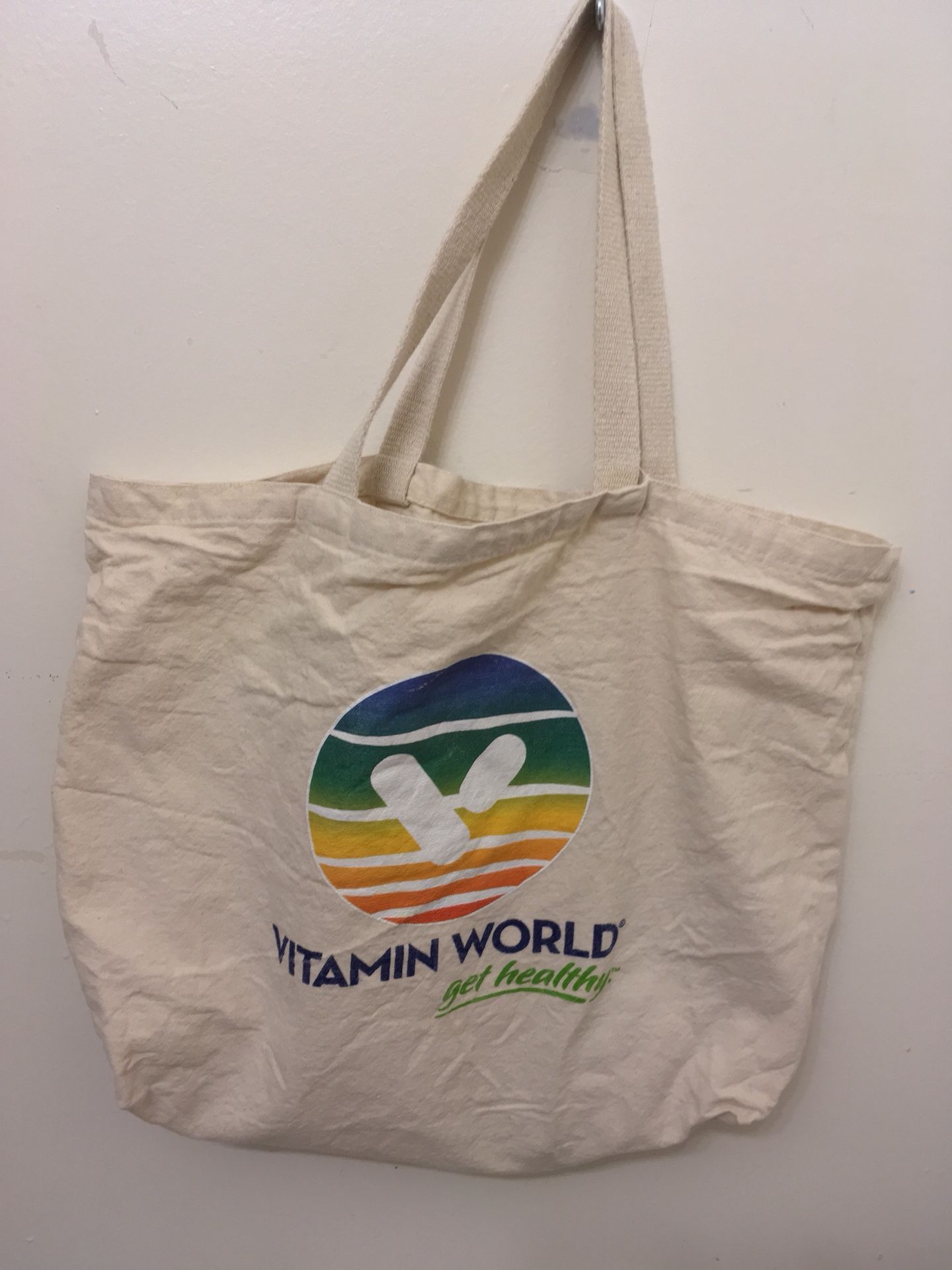 Vitamin World Carry Bag $5