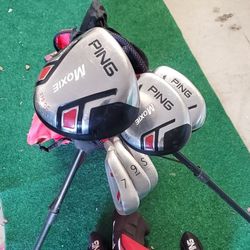 Ping Moxie Junior Golf Set Ages 9-12 - Left Handed