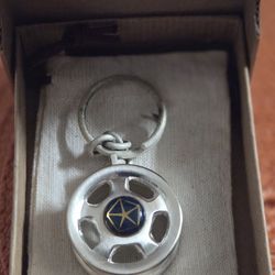Automobile Rim Keychain