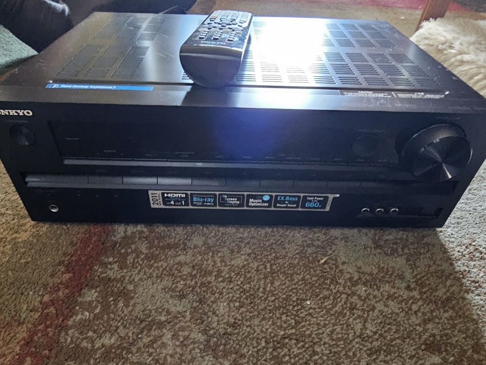 Only Reciever HT-R390 5.1