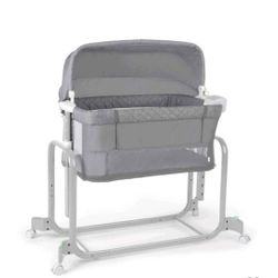 Baby Bassinet/Bed-Side Crib