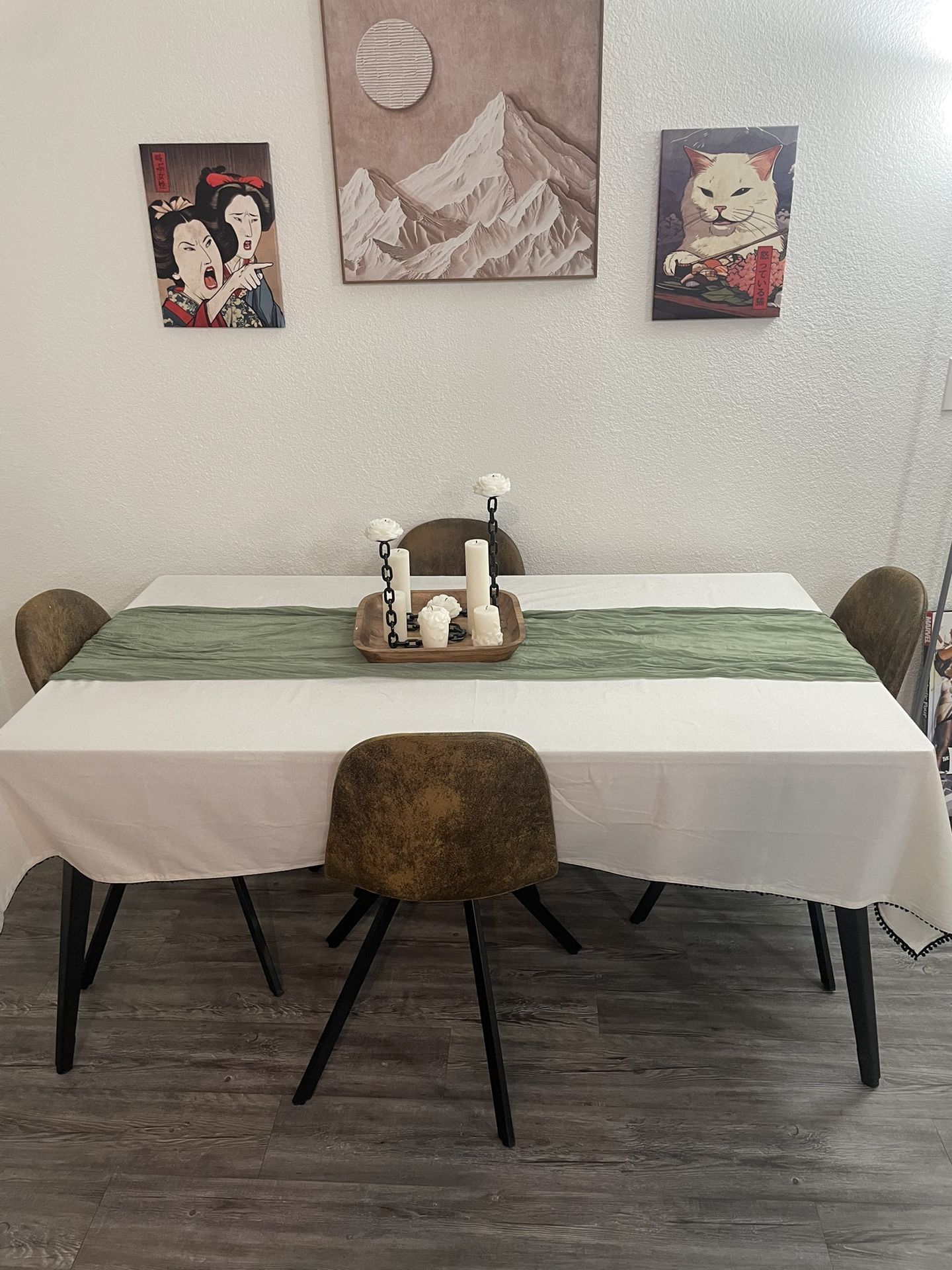 Kitchen Table 4 Chairs
