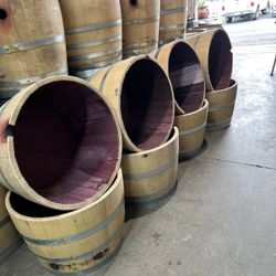 High Quality Wine Barrel Planters For Sale