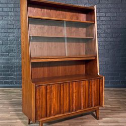 Mid-Century Modern "1st Edition" Walnut Bookcase Hutch by Lane, c.1950's - Delivery Available 