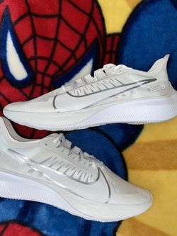Nike Zoom Gravity Platinum Tiny Size 12