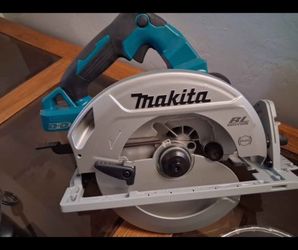 Makita circular saw