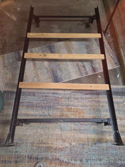 Tempurpedic twin bedframe clean
