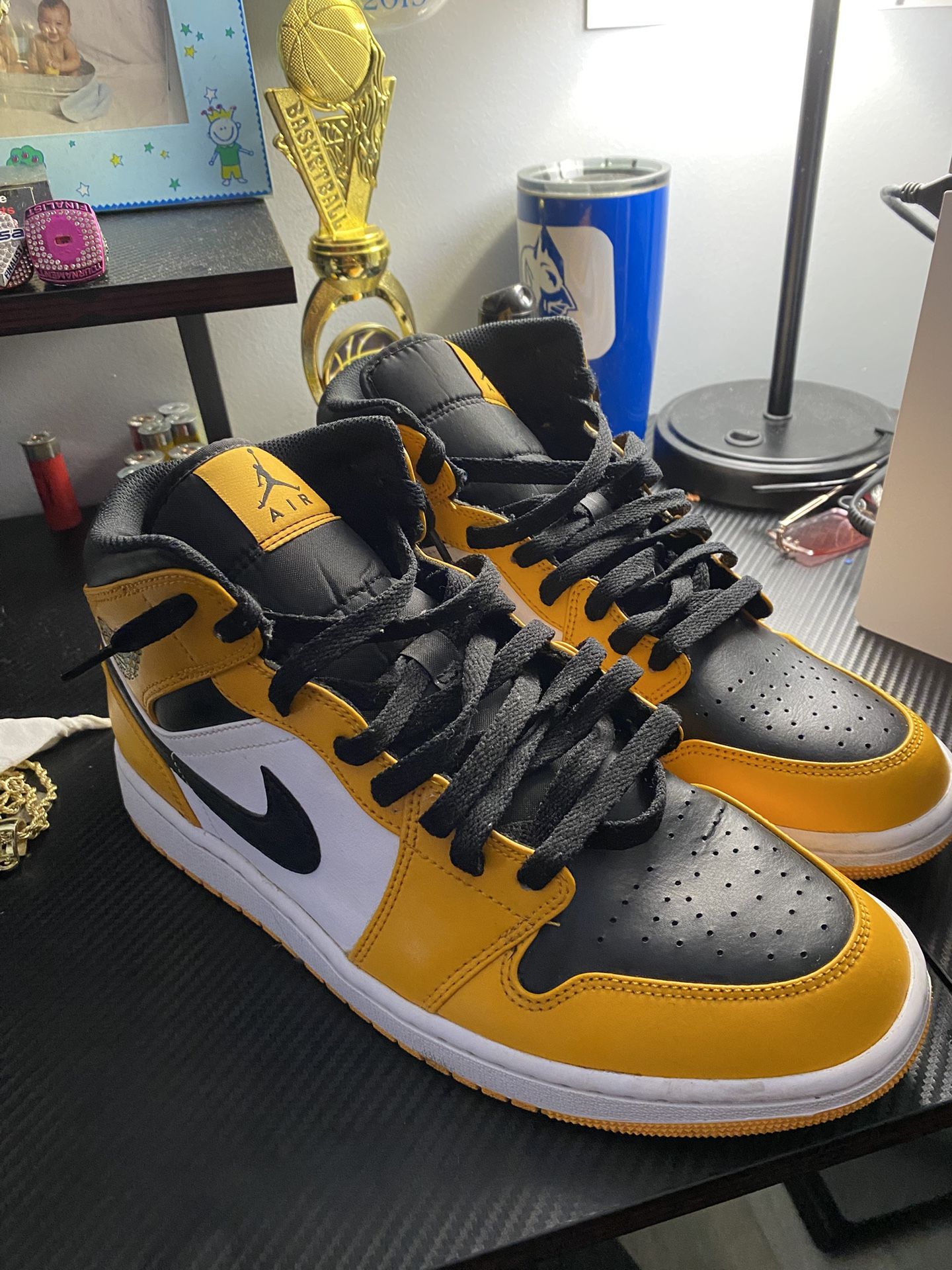 jordan 1s- size 11