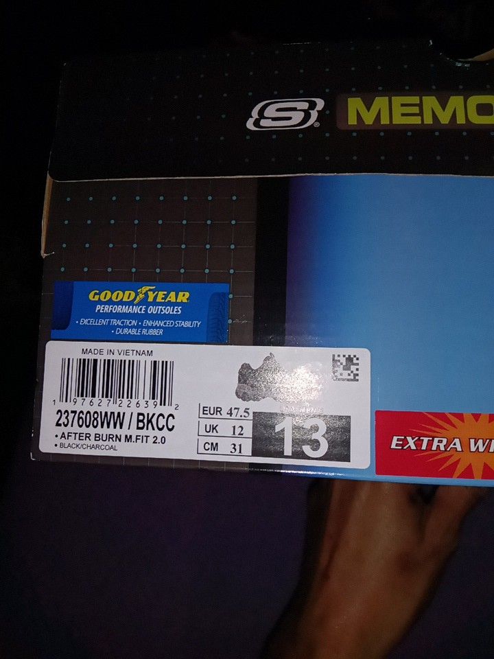 size 13 ..   Skechers