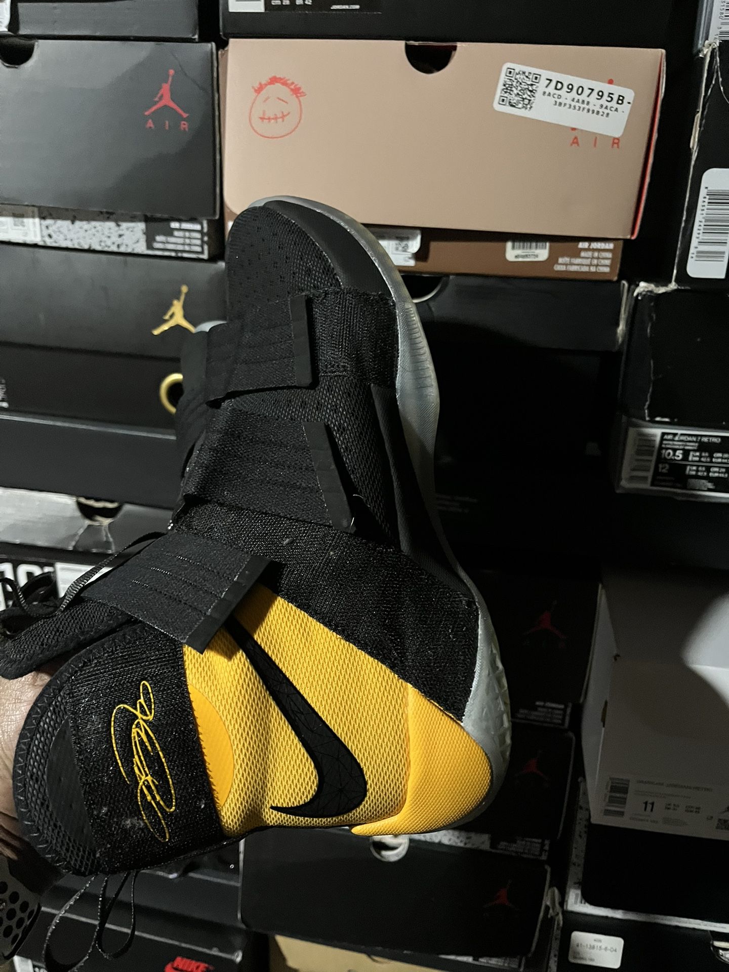 Nike Basketball Shoes Lebron Jordan