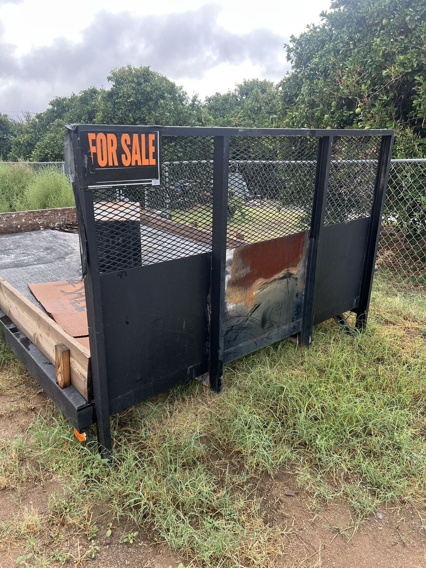 2004 Sun Country Truck Equipment 12’ Flat