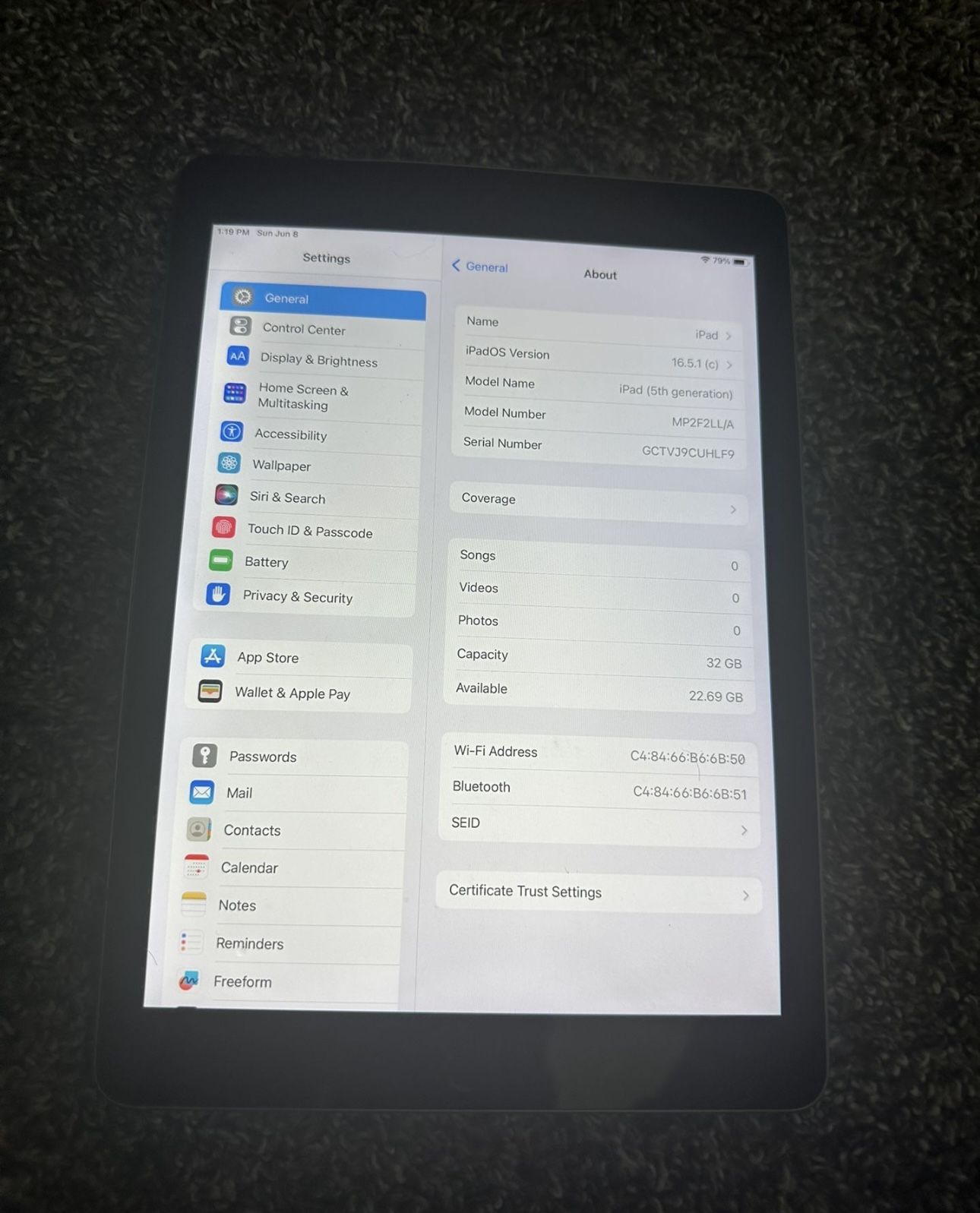 2 iPads