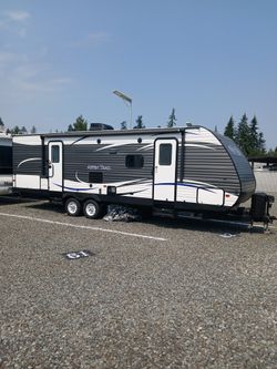 2020 Aspen trail. Travel trailer.