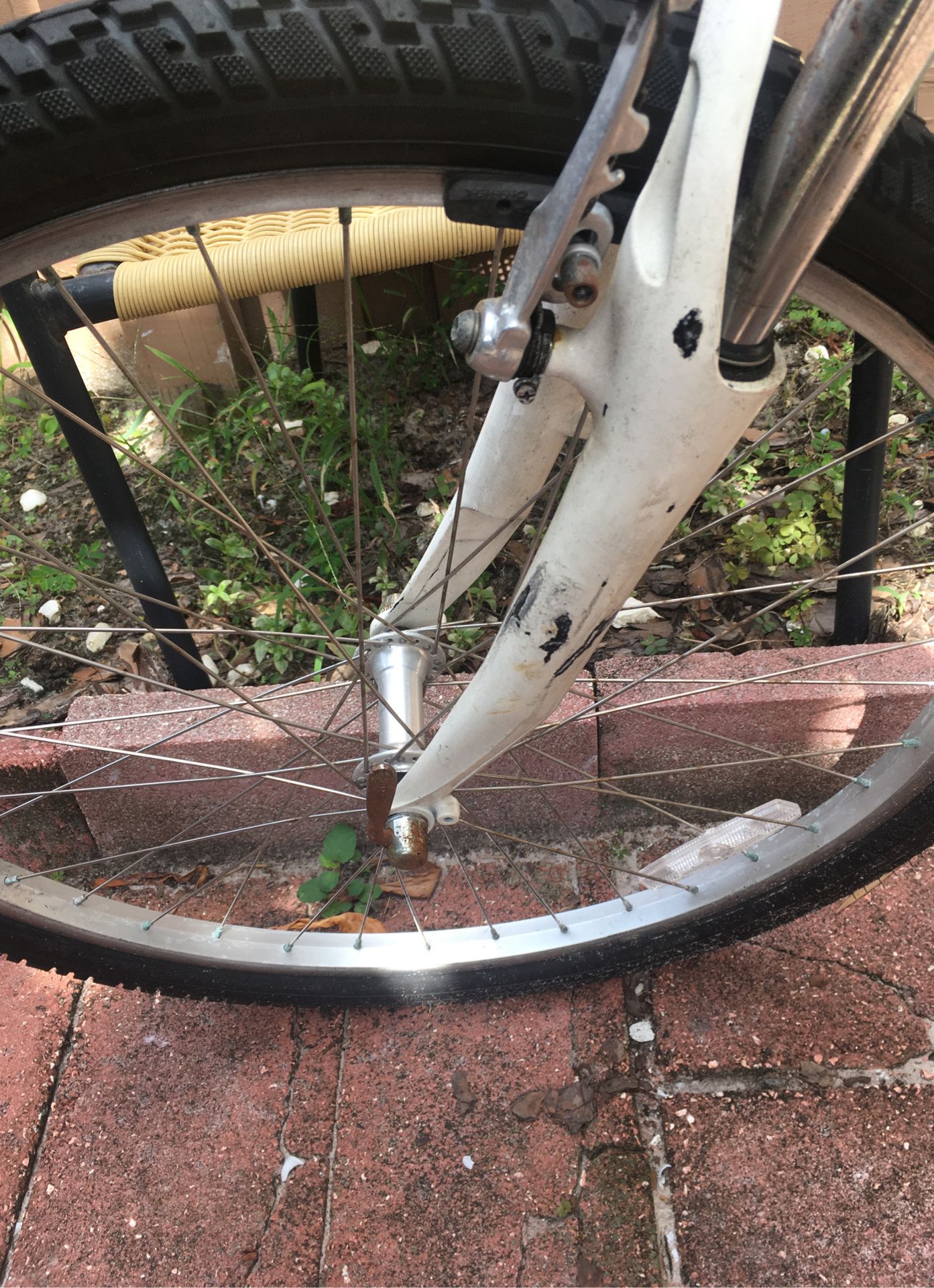 Suede Metro Series by Giant Hybrid Bike for Sale in Orlando, FL OfferUp