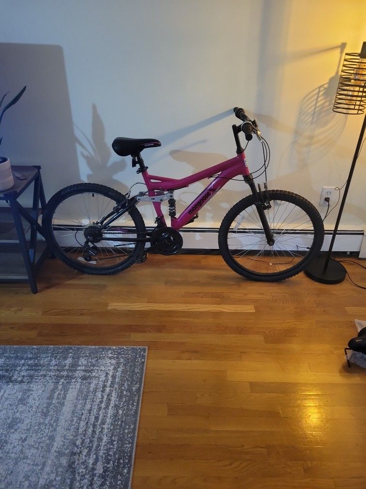 GIRLS BIKE