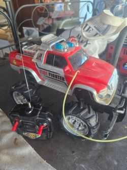 Play truck with remote