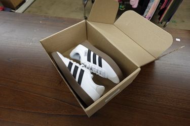 adidas VL Court 3.0 Sneakers – Women’s 7.5