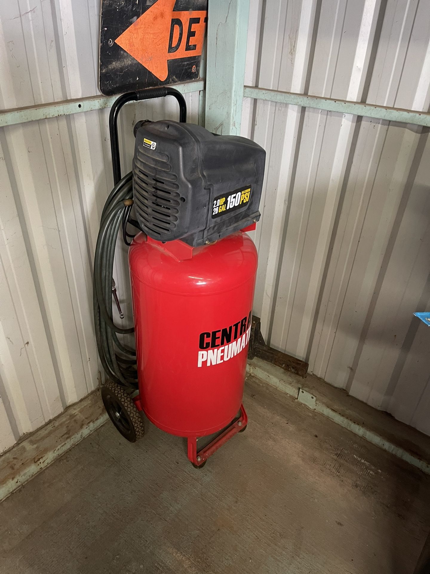 Air compressor