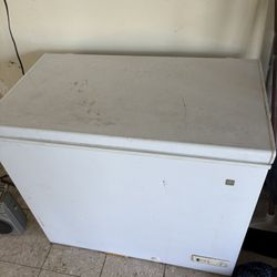Deep Freezer GE 