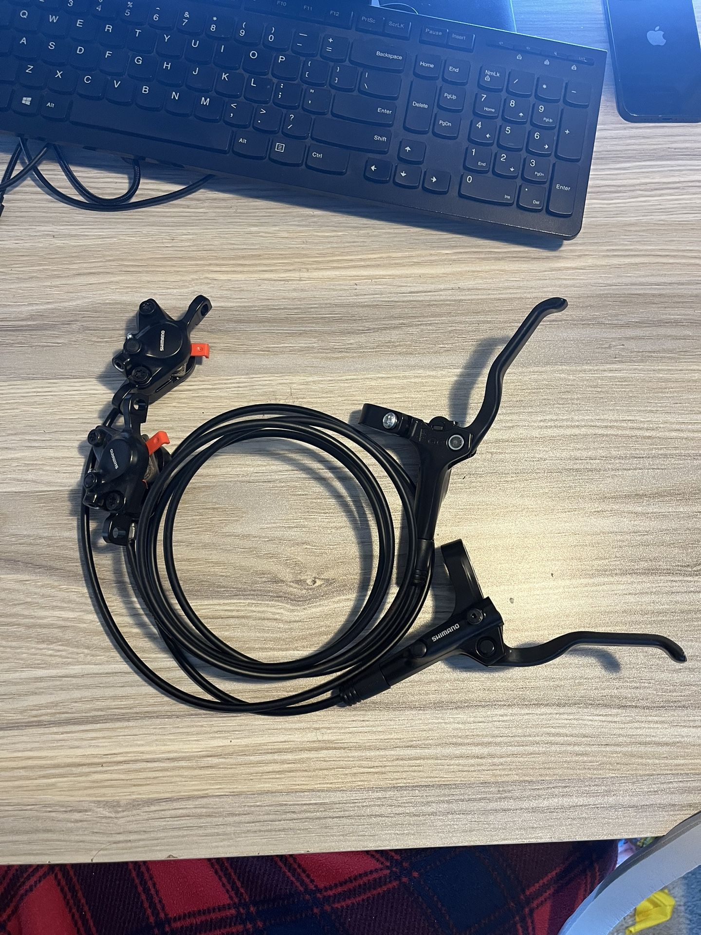 Shimano MT200 Hydraulic Bike Brakes