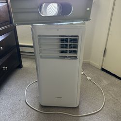 Air Conditioner/Dehumidifier/Fan