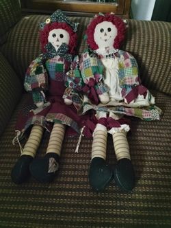**Vintage Raggedy Ann and Andy Dolls**