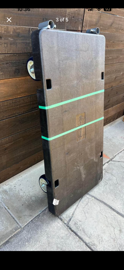 New AKro- mils platform cart size 4 ft x 2ft commercial heavy duty asking $200