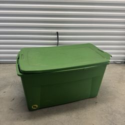Four 45 Gallon Container With Wheels