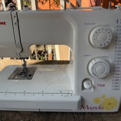 Sewing Machine 