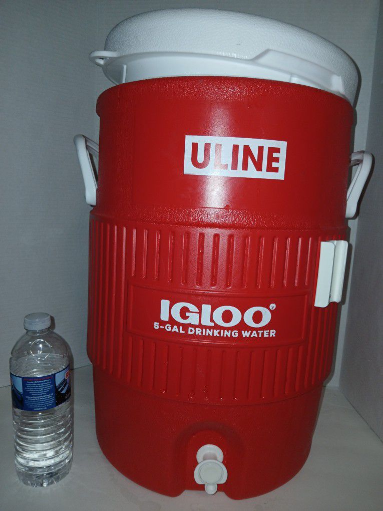 Igloo 5 Gallons Water Cooler 