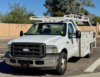 🚨 Auction this Saturday - 2005 Ford F-350 Super Duty 2 Door Utility Bed Pickup Truck